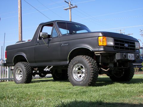 1987 Ford Bronco photo