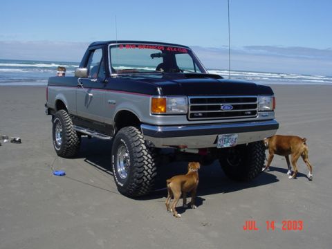 1989 Ford Bronco - Poser shot by the water