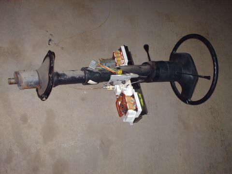 1998 Subaru Impreza - steering column