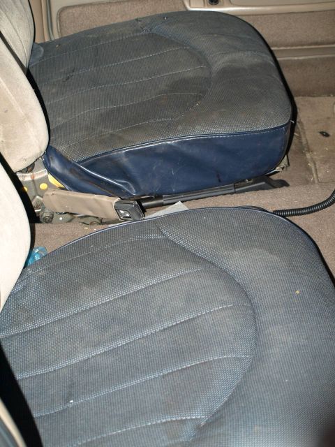 1999 Ford Crown Victoria - The 'donor' seat bottoms