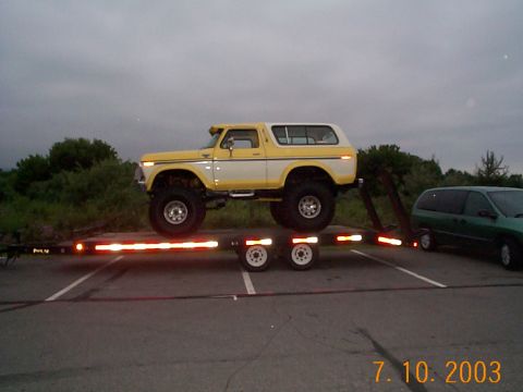 1978 Ford Bronco - Just arrived at the Hotel parking lot.