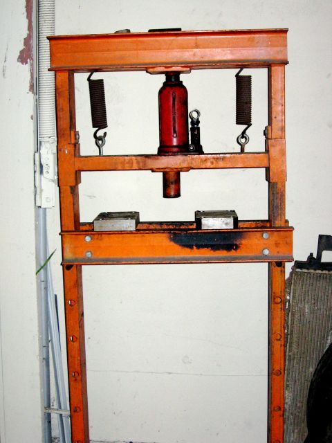 1989 Ford Bronco - 12 Ton Press... $50 plus a $10 for a slide hammer...