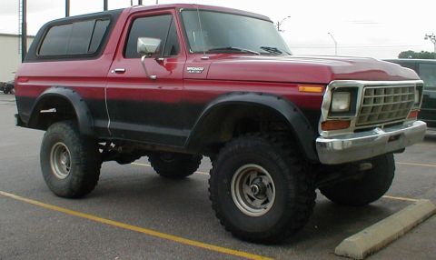 1983 Ford Bronco - I see this one all the time. Turns out it was owned by joew on FSB.