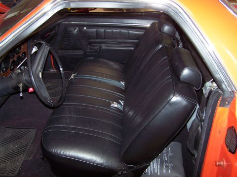 1973 Ford Ranchero - vinyl bench seat