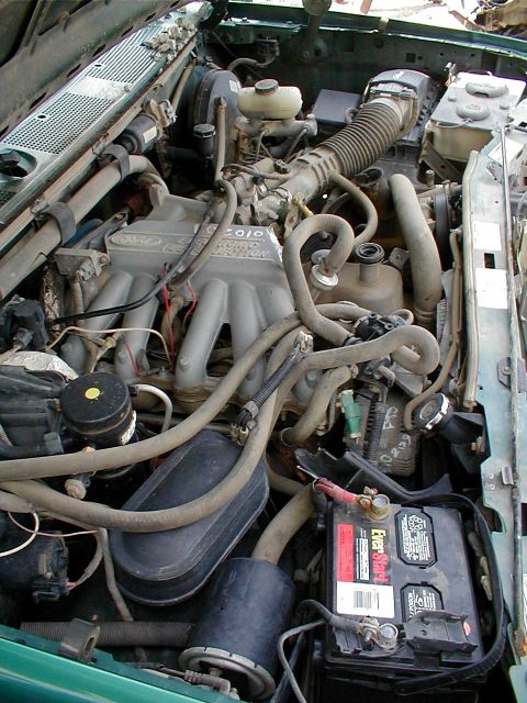 1983 Ford Bronco - '96 4.9L MAF engine with DPFEGR sensor at rear (Left) of intake plenum, and plastic vacuum reservoir (no coffee can)