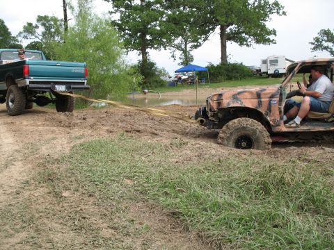1993 Ford Bronco - Will snatched him out, Mark gave it a twist and we were back in business