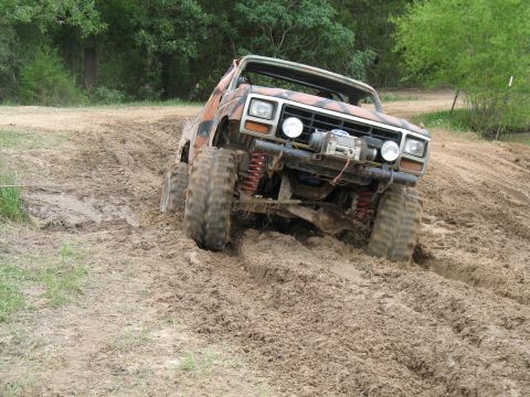 1993 Ford Bronco - Mark wins