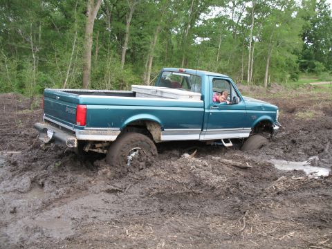 1993 Ford Bronco - Leslie checking out how stuck they are