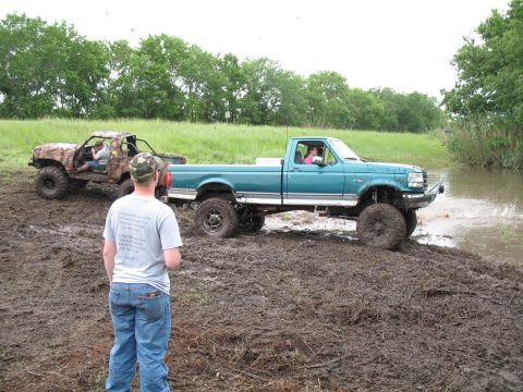 1993 Ford Bronco - He's out!