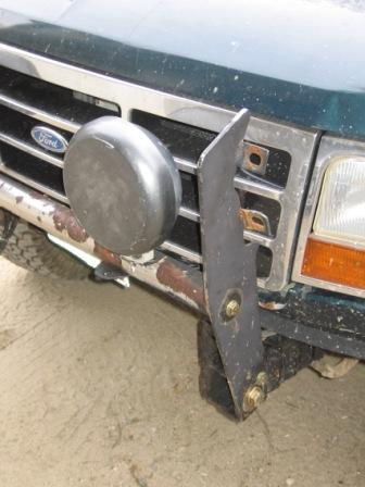 1993 Ford Bronco - Custom bumper bracket attached to the front of a 1992 Ford Bronco.