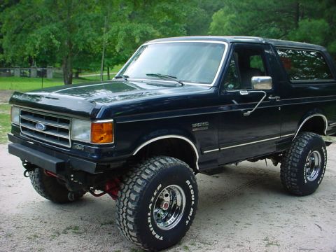 1989 Ford Bronco - new bumper
