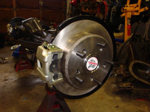 1989 Ford Bronco - Calipers mounted