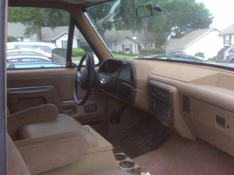 1989 Ford Bronco photo