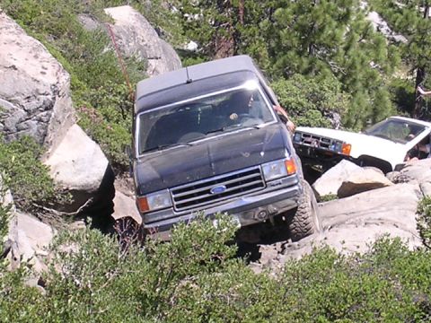 1994 Ford Bronco - Here's dan getting around this off camber pinch. lots of people cant make the turn and he ended up just kissing as he came off.