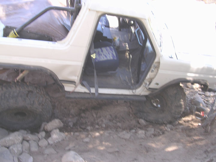 here is where he ended up.  that 39 shouldnt be that far back.  It got wedged up hard against that rock with too much force.