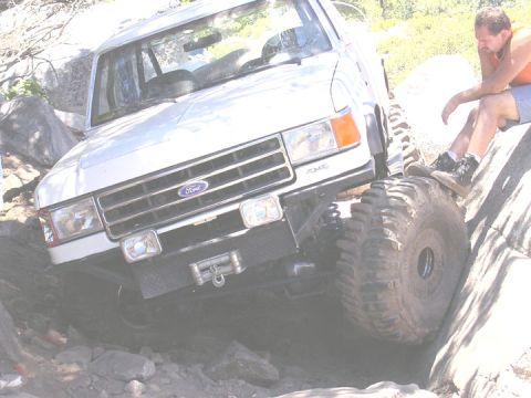 1994 Ford Bronco - doesnt look right does it?