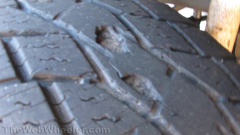 1996 Ford C-350 (Centurion Conversions) - Looks like I need tires.