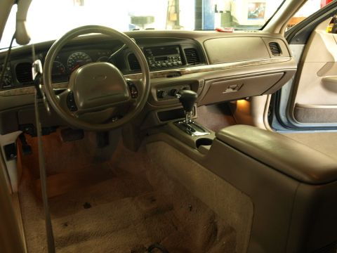 1999 Ford Crown Victoria - Steam cleaned the carpets while they were out