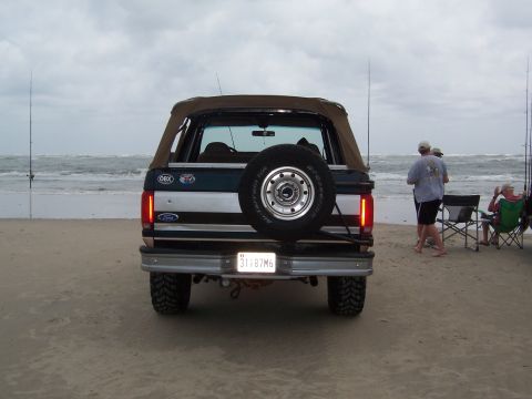 1995 Ford Bronco photo