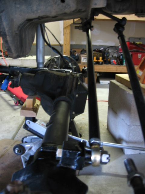 1995 Ford Bronco - Modified suspension components are visible, suggesting aftermarket upgrades to the vehicle's drivetrain.