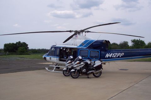 2001 Ford Crown Victoria - At US Parks Police Air Division - California Units in front of US Chopper.