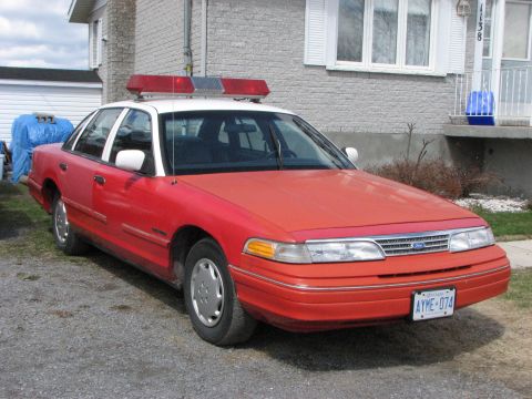 1994 Ford Crown Victoria photo