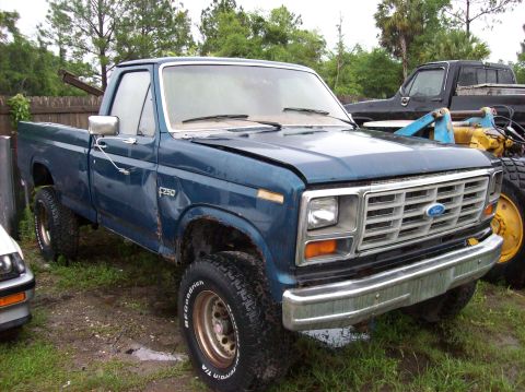 1985 Ford F-250 photo