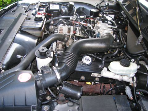 2001 Ford Crown Victoria photo