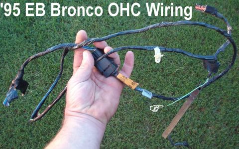 1983 Ford Bronco - SOLD Overhead Console Wiring from '95 EB IF THE IMAGE IS TOO SMALL, click it. Note R visor connector missing http://www.supermotors.net/reg…