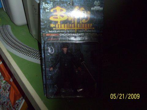 1991 Ford Bronco - Angel action figure from Buffy the Vampire Slayer, dated 05/21/2009.