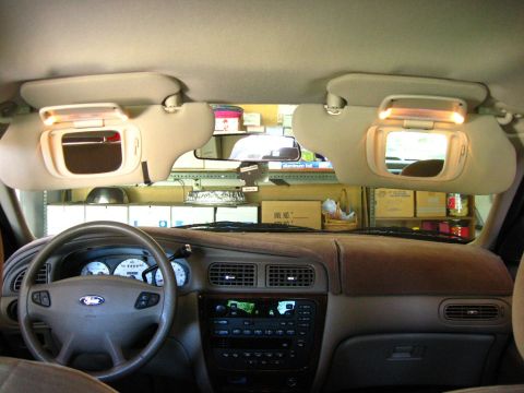 2003 Ford Taurus - Lighted visors!