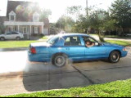 2001 Ford Crown Victoria photo
