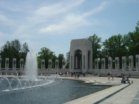 2001 Ford Crown Victoria - The National World War II Memorial in Washington D.C. features a central arched monument and a large fountain.