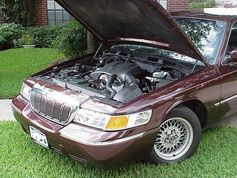2000 Mercury Marquis - Stock, before picture
