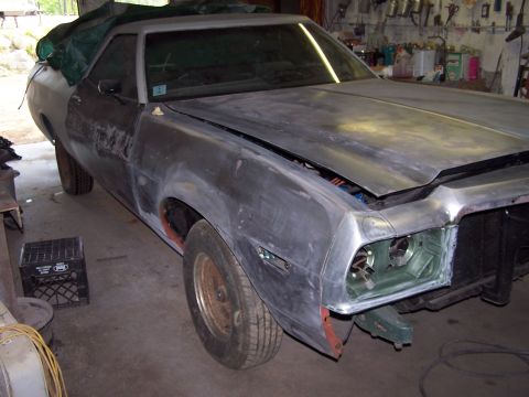 1975 Ford Ranchero - This 1975 Ford Ranchero is shown in primer, indicating it is in the process of restoration.