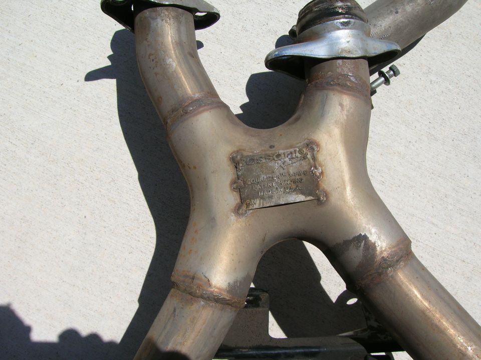Stainless X-pipe exhaust crossover with identification plate