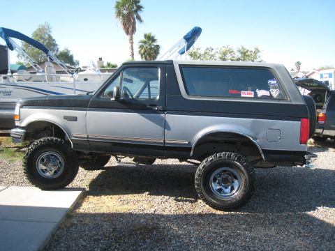 1994 Ford Bronco photo