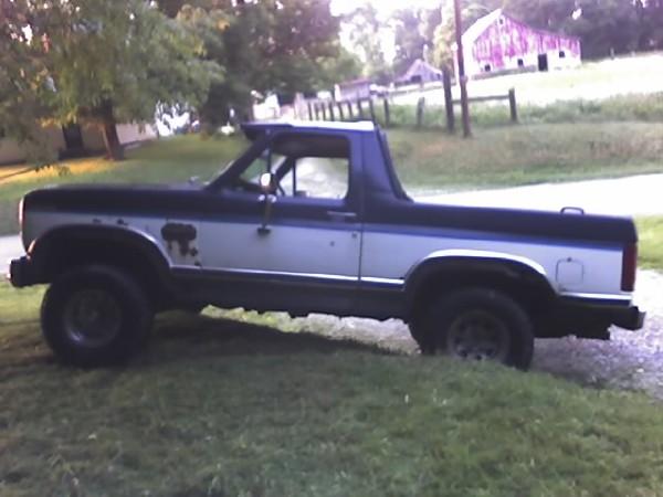 1986 Ford Bronco “sold”