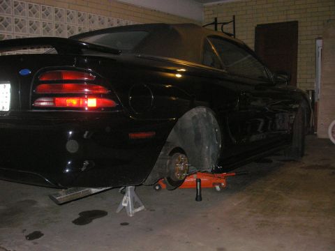 1979 Ford Bronco - time for new tires, and re-tightening of a loose swaybar.