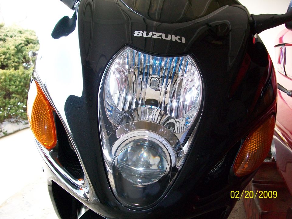 Suzuki Hayabusa front fairing with stacked twin headlights and amber turn signals