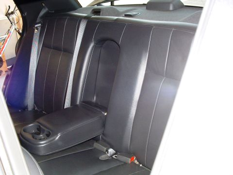 2004 Ford Crown Victoria - 2004 Ford Crown Victoria LX Sport-Rear seat armrest cupholder