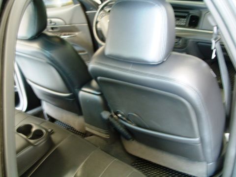 2004 Ford Crown Victoria - 2004 Ford Crown Victoria LX Sport-Seat pocket