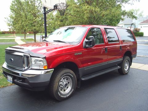 2003 Ford Excursion photo