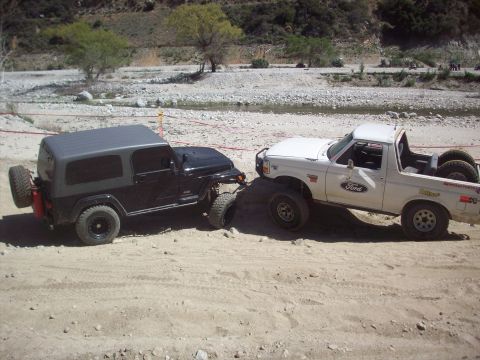 1995 Ford Bronco - my bronco and my buddies heep