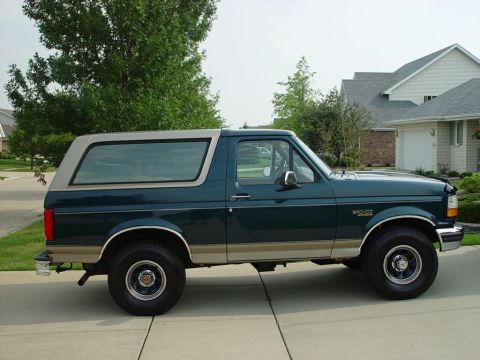 1994 Ford Bronco photo