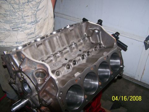 1982 Ford Bronco - Probe pistons in the block. -22cc dish.