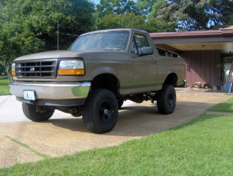 1995 Ford Bronco photo