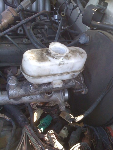1989 Ford Bronco - 350 master installed on stock 1/2ton booster...