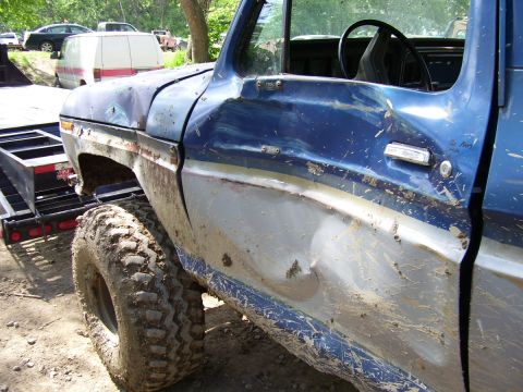 1978 Ford Bronco - Cliffs round 1, mid-day