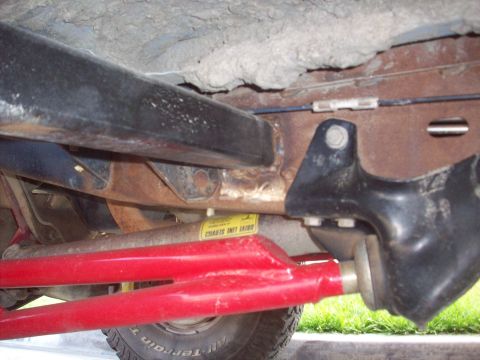 1995 Ford Bronco - front slider mount